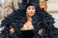 Schiaparelli : Outside Arrivals - Paris Fashion Week - Haute Couture Fall/Winter 2023/2024