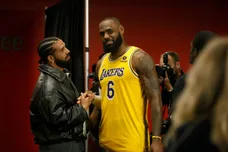 Los Angeles Lakers v Toronto Raptors