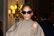 Christian Dior: Outside - Paris Fashion Week - Haute Couture Fall/Winter 2024-2025