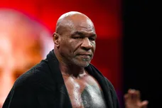 Jake Paul v Mike Tyson - Open Workouts