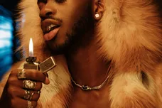 lil nas x light again!