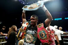 Claressa Shields v Savannah Marshall