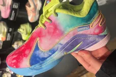 Monopoly-Nike-LeBron-22-What-The-Tie-Dye-HV8080-300