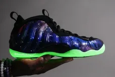 Nike-Foamposite-One-Galaxy-2025-FQ4303-400-1