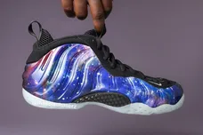 Nike-Foamposite-One-Galaxy-2025-FQ4303-400-1