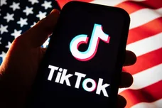 Chinese Social Media App TikTok To Be Banned Unless Sold To US Company