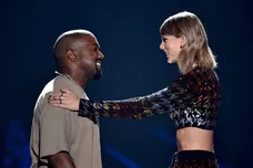 2015 MTV Video Music Awards - Fixed Show