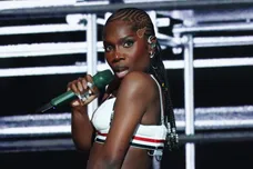 Nicki Minaj Fans Doechii Stealing Style Hip Hop News