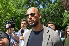 Ron DeDantis Andrew Tate Not Welcome Political News