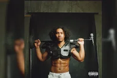 LarrenWong 4th & Long