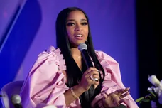 2019 Essence &amp; Target Holiday Market