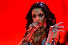 Syndication: Desert Sun