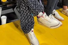 air-jordan-3-og-seoul-2-0-sneaker-news