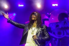 Syndication: Desert Sun