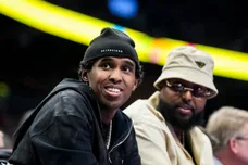 kanye-west-texts-top5-hip-hop-news