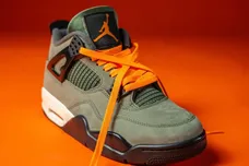 undefeated-x-air-jordan-4-sneaker-news