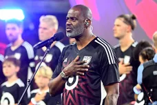 Brian McKnight Judge Serve Jaguar Wright Lawsuit Music News