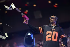 Harry O Ex Wife Snoop Dogg Shut Death Row Down Hip Hop News