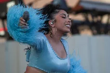 Kali Uchis Ravyn Lenae R&B Season Playlist Music News