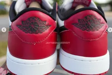 air-jordan-1-low-og-chicago-sneaker-news