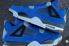 air-jordan-4-blue-laser-samples-sneaker-news