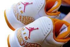 air-jordan-3-orange-citrus-sneaker-news