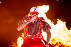 Chris Brown - HotNewHipHop