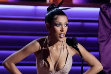 Doja Cat Defends "Vie" Cover Hip Hop News