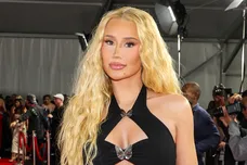 Iggy Azalea DJ Akademiks Playboi Carti Drama Hip Hop News