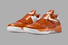 nike-kd-4-texas-sneaker-news