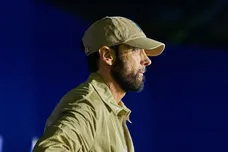 Barack-Obama-Rallies-Voters-in-Detroit