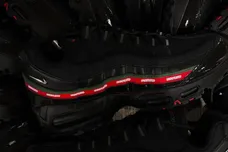 undefeated-x-nike-air-max-95-sneaker-news
