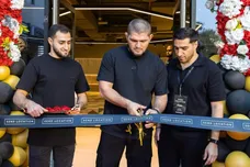 khabib-nurmagomedov-dubai-sneaker-store-sneaker-news