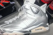 PSG x Air Jordan 6 “Metallic Silver”