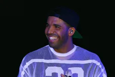 Drake Hits Apple Music Hip Hop News