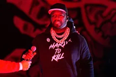 50 Cent Alleged Footage Jim Jones Trying To Get In Studio