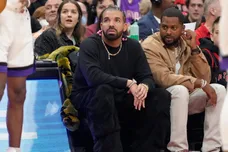 Drake Take Care Expected Re Enter Billboard Top 20 Hip Hop News