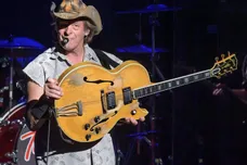 Syndication: Peoria Journal Star