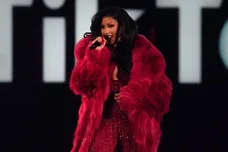 Cardi B Shuts Down Viral Rumor Her Child Stefon Diggs