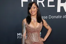 GloRilla Sister Blasts Finesse2tymes Glo Troll