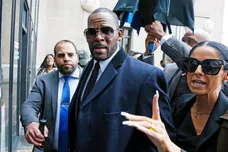 R. Kelly Returns To Court For Hearing On Sex Abuse Allegations