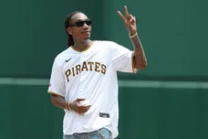 Wiz Khalifa Announces His Father Passed Away