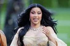 Cardi B BIA Mute Challenge