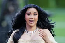 Cardi B "Party In The USA"