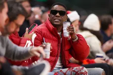 Boosie Badazz Calls Out Drake Friends Not Supporting Him Battle