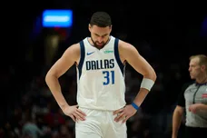 NBA: Dallas Mavericks at Portland Trail Blazers