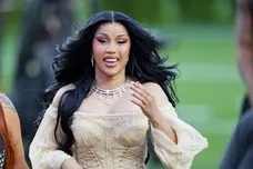 Cardi B Stefon Diggs Reunite Mothers Day Event After Breakup