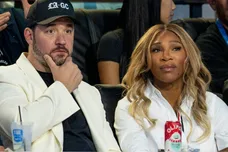 Los Angeles Golf Club owners Alexis Ohanian and Serena Williams watch as their team loses to the New York Golf Club during the