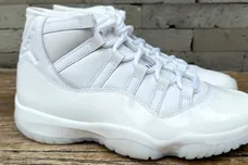 air-jordan-11-x-comme-des-garcons-white-sneaker-news