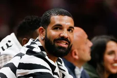 Jan 14, 2022; Miami, Florida, USA; Canadian rapper Drake attends the game between the Miami Heat and the Atlanta Hawks at FTX